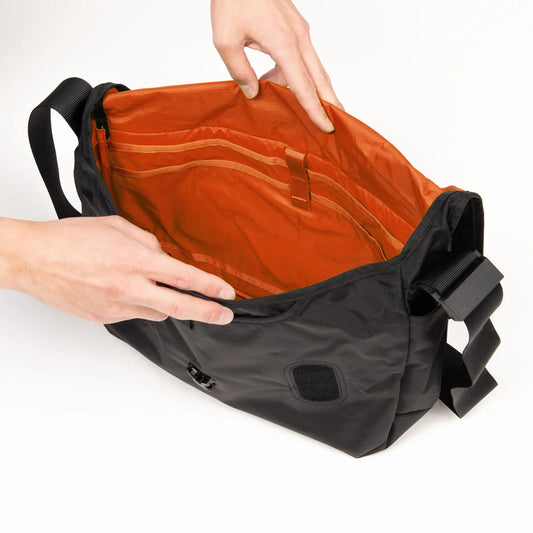 mont-bell: Bernina Flap Shoulder L