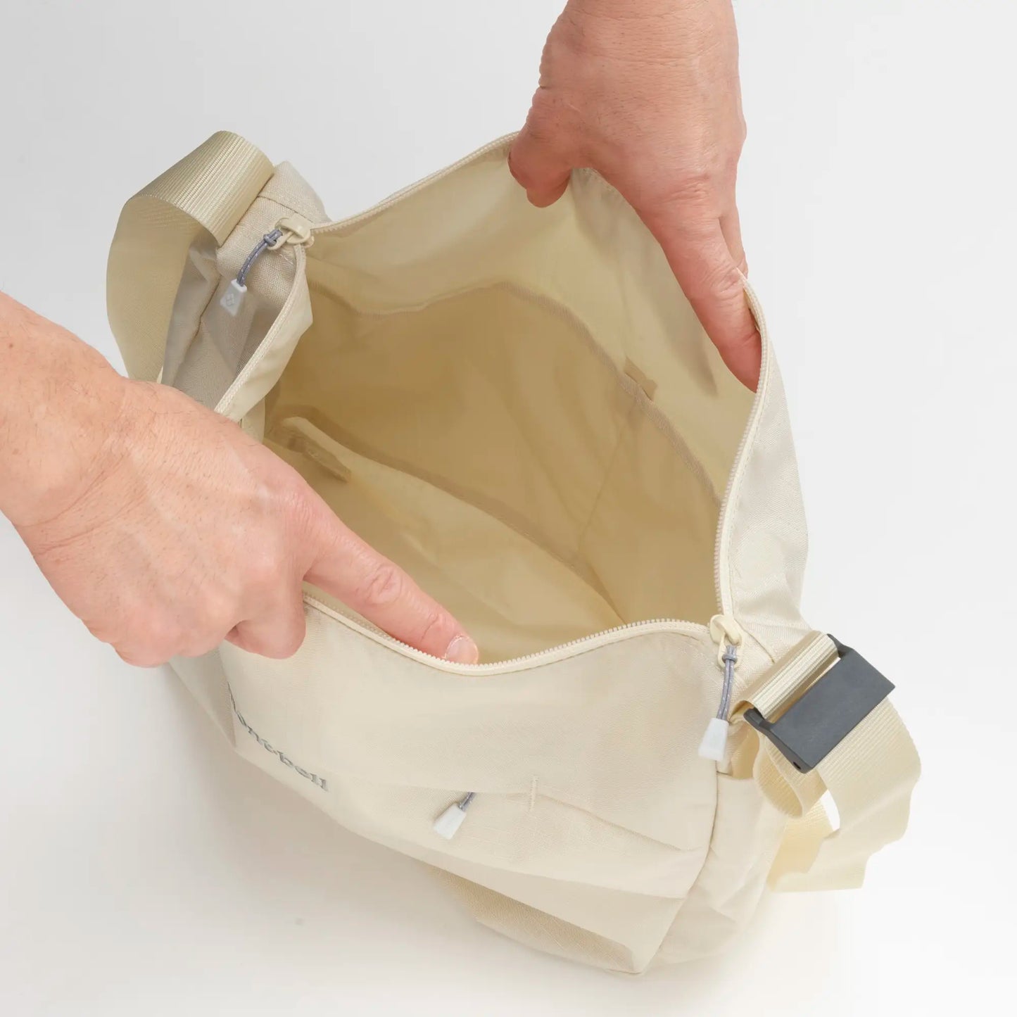 mont-bell: Bernina Shoulder M