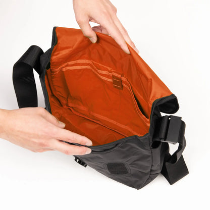 mont-bell: Bernina Flap Shoulder M