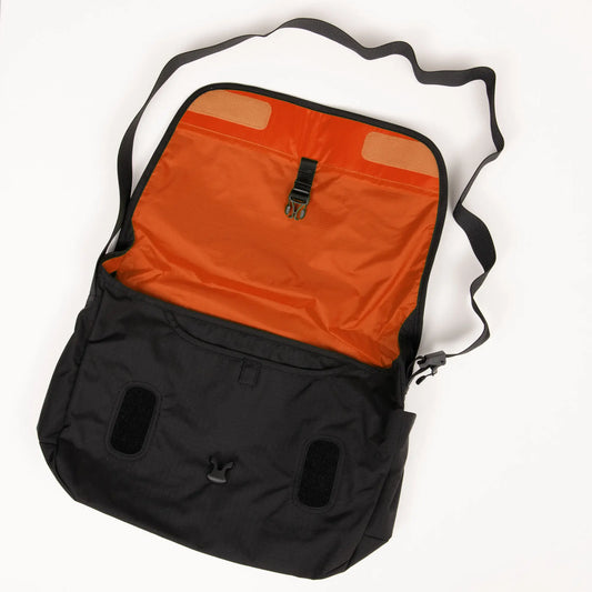 mont-bell: Bernina Flap Shoulder L