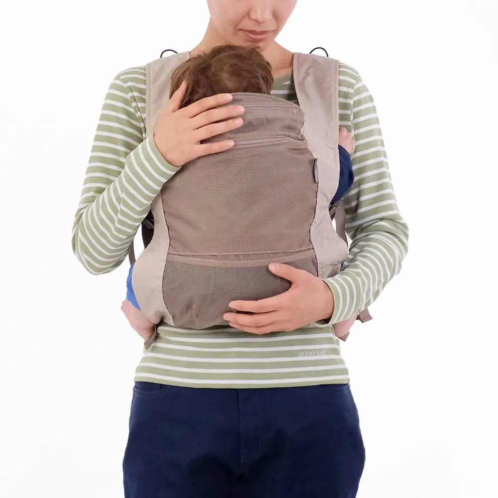 mont-bell: Pocketable Baby Carrier