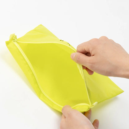 mont-bell: Light Paper Pouch M