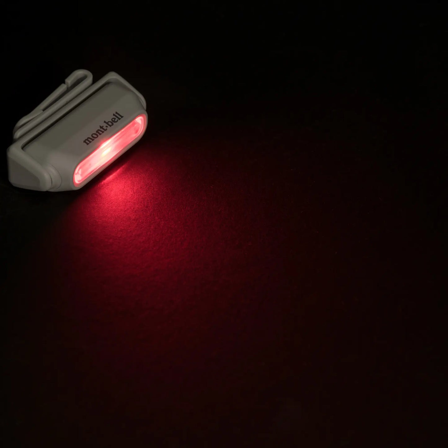 mont-bell: Clip-On Compact Lamp
