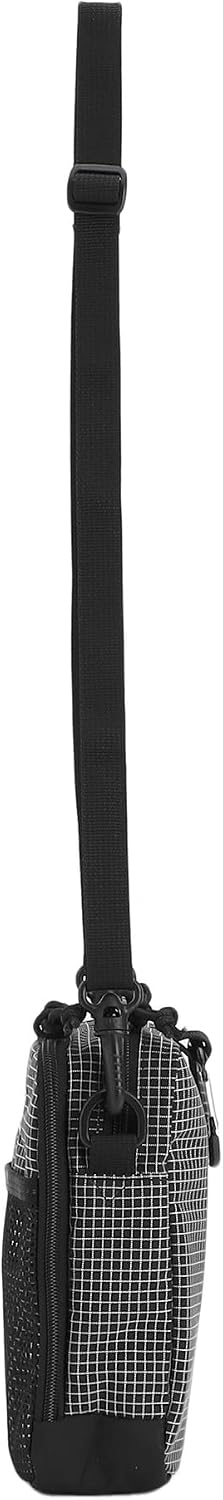 Coleman Walker Pouch S black lip open