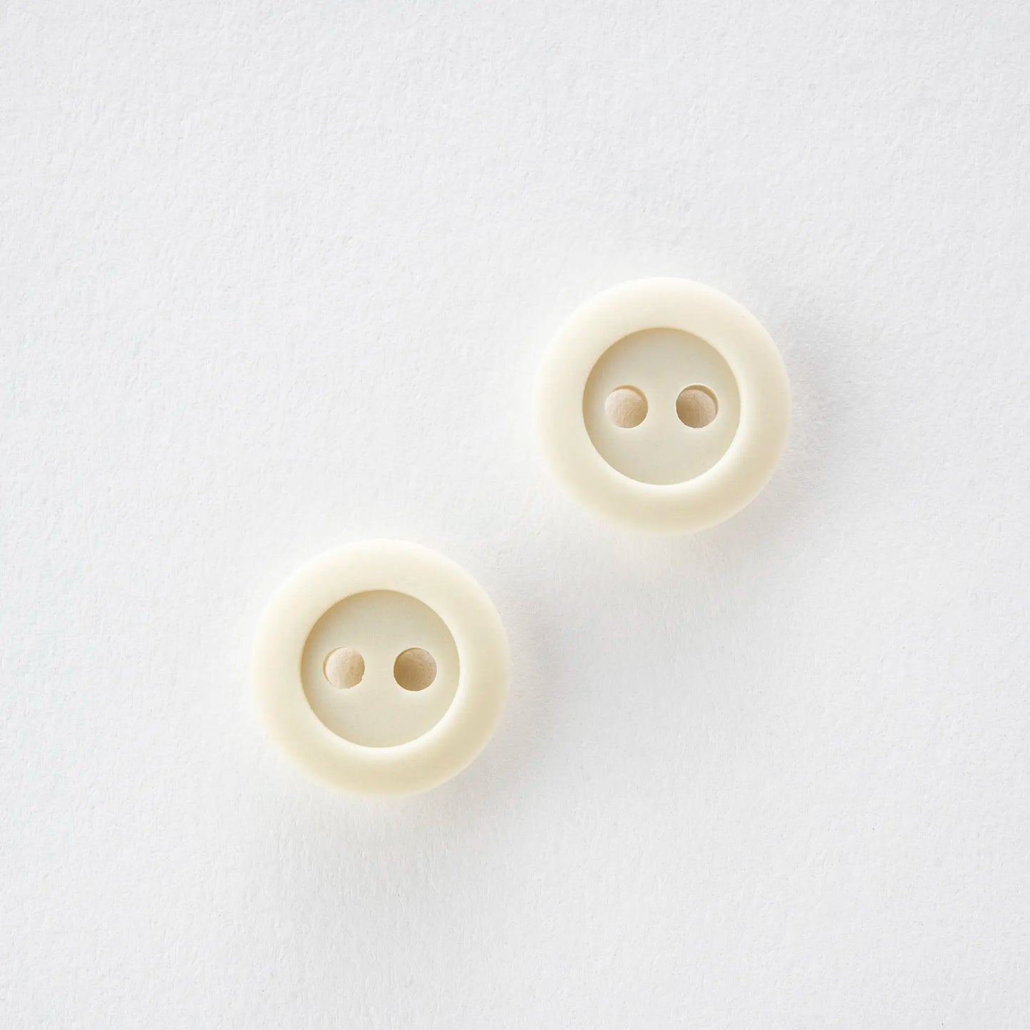 mont-bell: Wickron Rugger Shirt Buttons (2pcs)