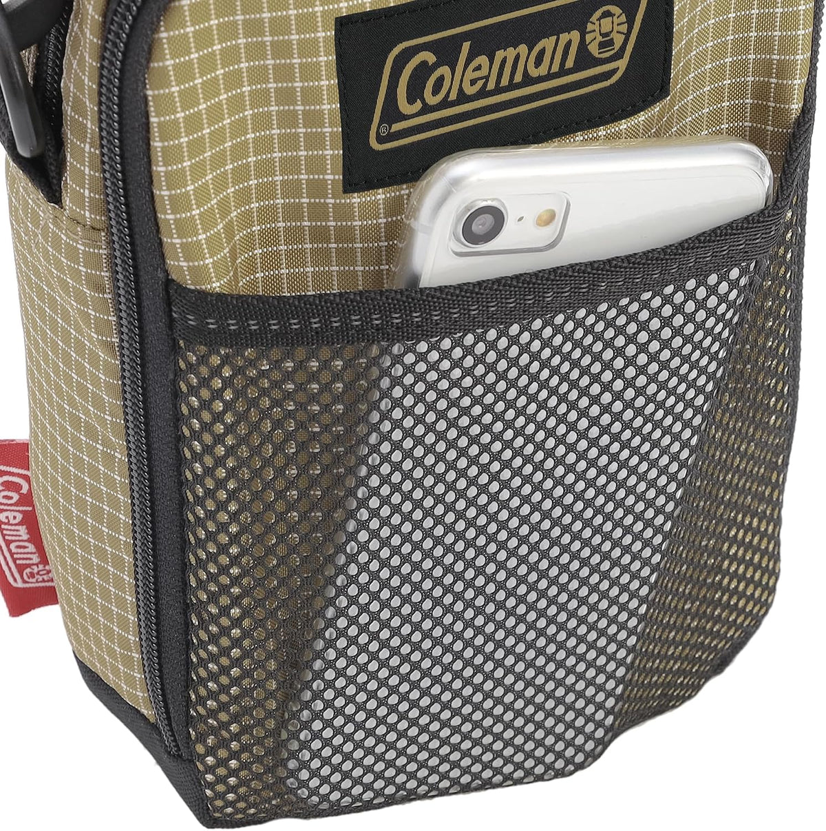 Coleman Walker Pouch S Coyote Trip lifestyle 2